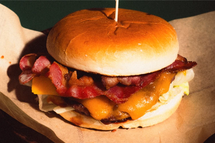 pub-alibi-room-hamburger